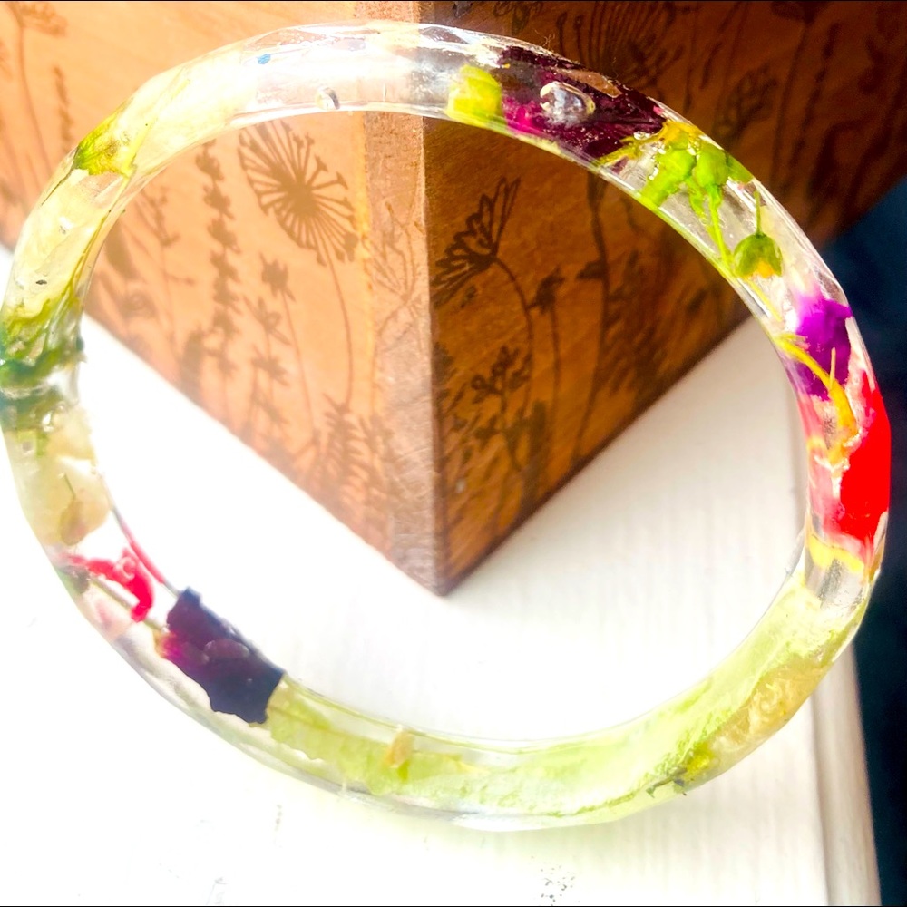 Handcrafted Real Floral Resin Bracelet